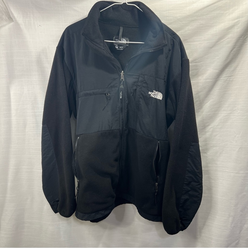 The North Face Denali Fleece Jacket Men’s L – Black – Full Zip – Classic Style